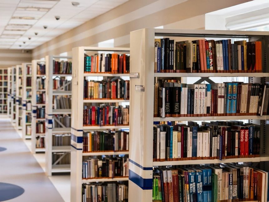 Le Monde Insolite En France Une Biblioth que R clame Ses Livres le-monde-insolite-en-france-une-biblioth-que-r-clame-ses-livres